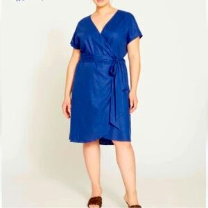 Universal Standard Linen Tulip Hem